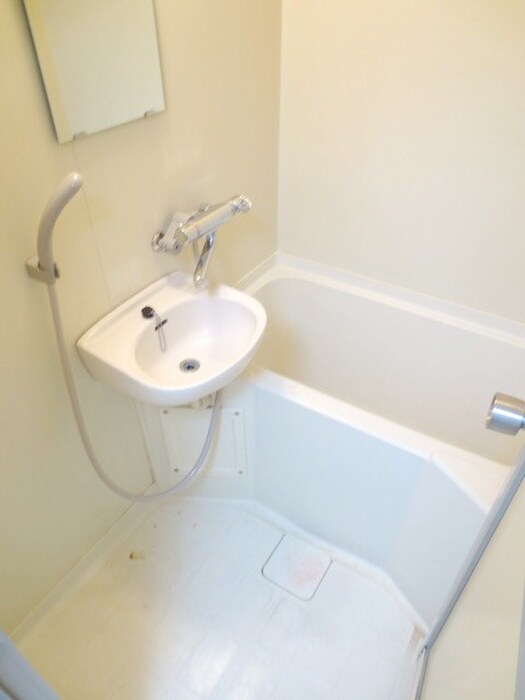 バス／シャワールーム等 ＨＫビル第一