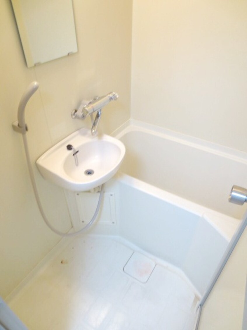 バス／シャワールーム等 ＨＫビル第一