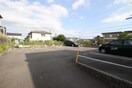 駐車場 ホワイトプラネット