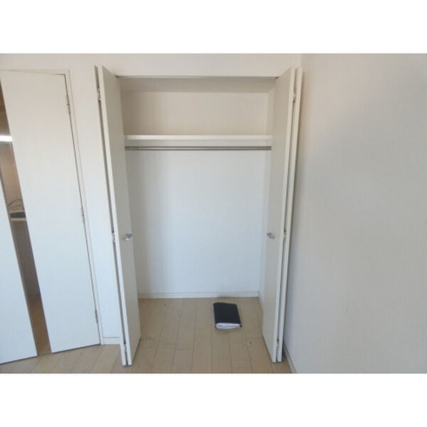 収納 パルティール覚王山(902)