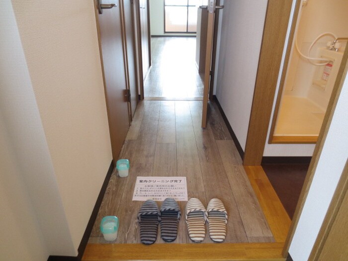 廊下 アヴァンセヒロ