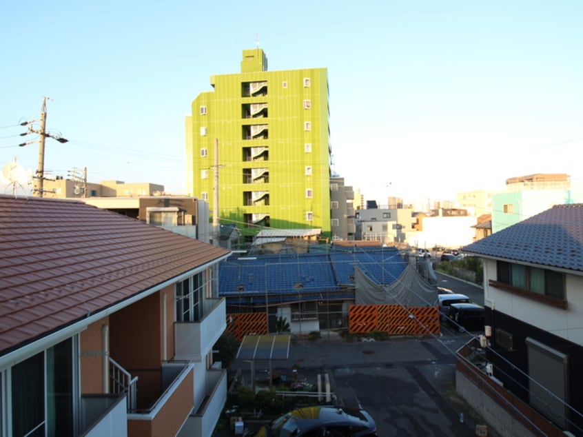 室内からの展望 ﾊｰﾓﾆｰﾃﾗｽ八田Ⅲ
