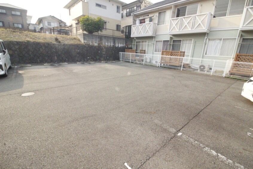 駐車場 ストーンヒルズＡ棟