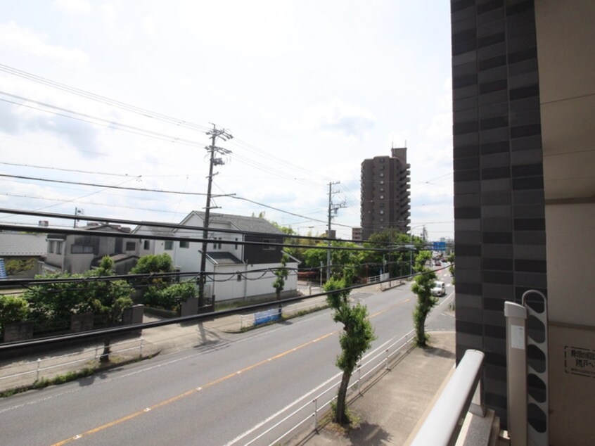 室内からの展望 サプリーム大府