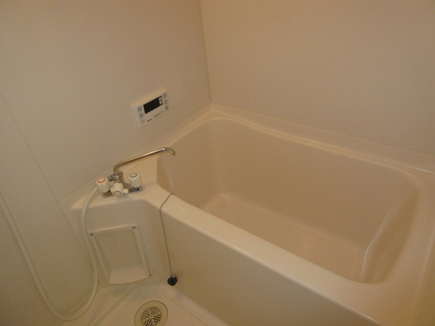 バス／シャワールーム等 ランドハウスチクサステ－ション