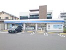 ローソン港区七反野一丁目店(コンビニ)まで383m サニ－コ－ト坂野