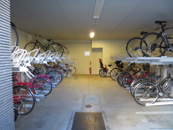 駐輪場 パルティール覚王山（501）