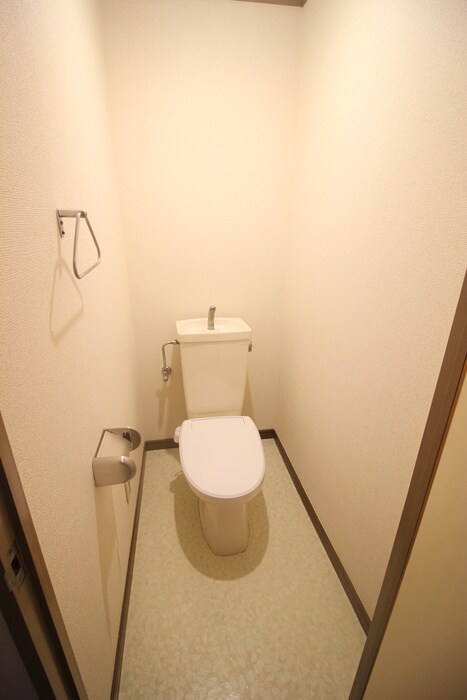 トイレ サンパ－ク道間