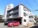 ＢＥＬＬＧＲＡＹＫ．Ｉ．の外観