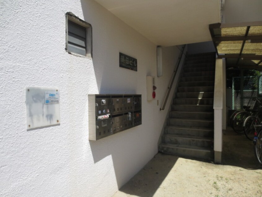 エントランス部分 鶴田ビル