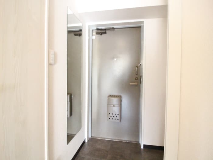 玄関 ラ・メゾン翠山