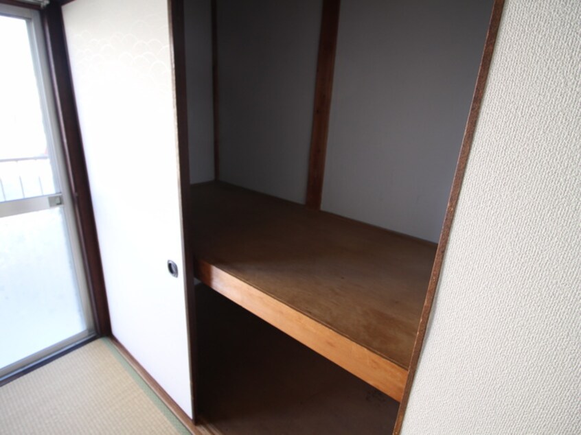 収納 グランディーズ新栄