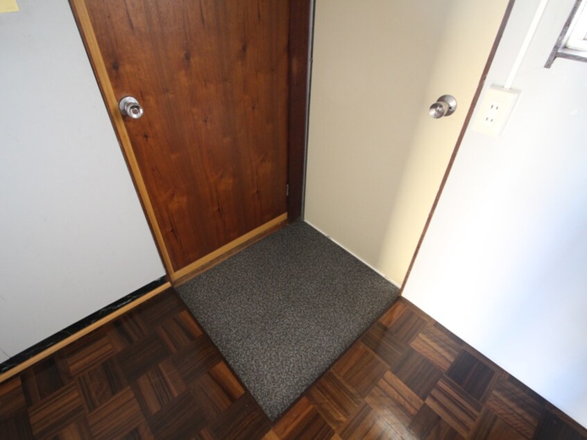 玄関 グランディーズ新栄