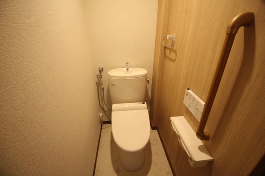 トイレ ホワイトキャッスル平針Ⅰ(502)