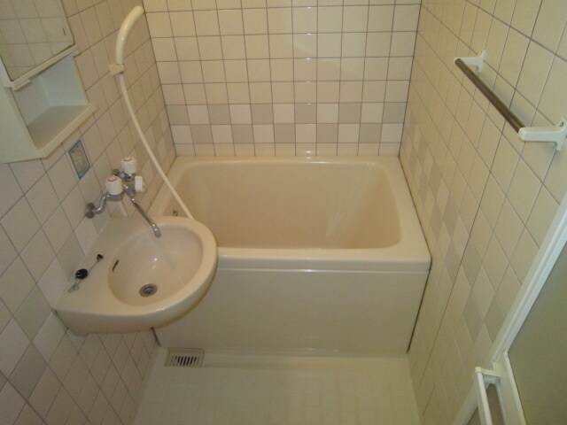 バス／シャワールーム等 ＢＥＬＬ　ＨＯＵＳＥ