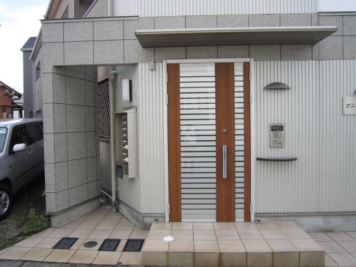 エントランス部分 サンハイムＭ