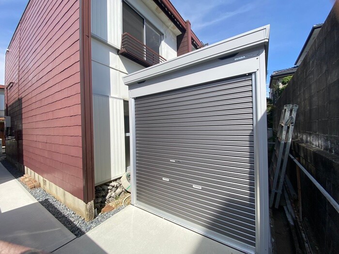 駐輪場 富が丘T様貸家