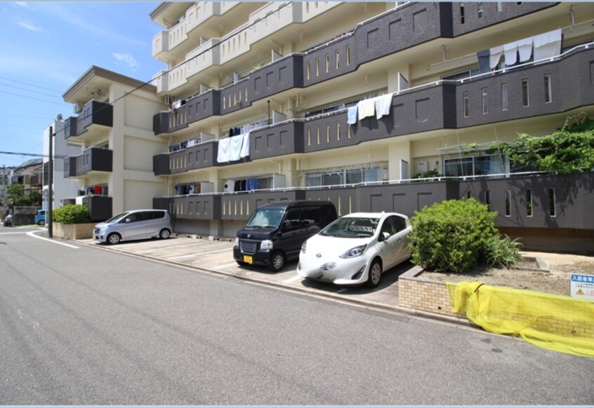 駐車場 レジデンス明日香