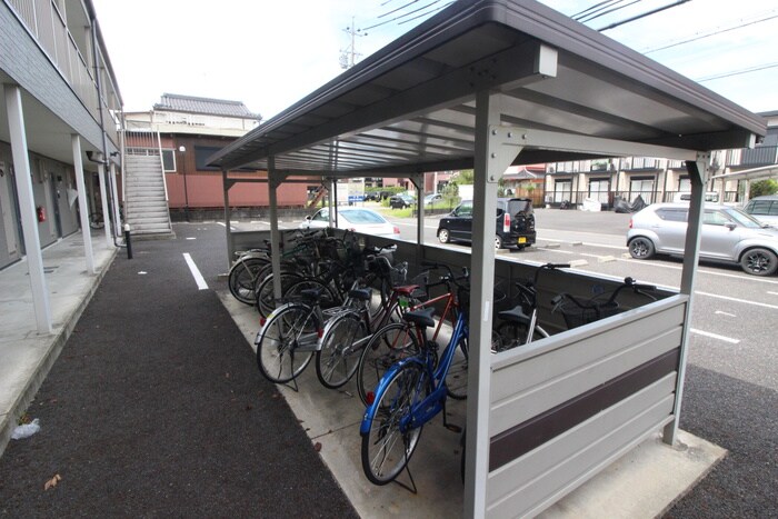 駐輪場 サンリットエム