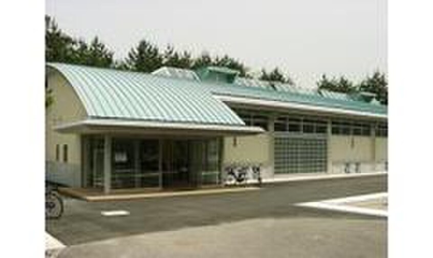 レトロ　でんしゃ館(美術館/博物館)まで1410m レージュ藤塚