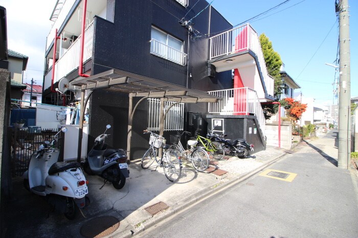 駐輪場 長田ビル