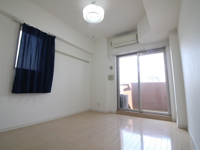 居室 ﾌﾟﾚｻﾝｽ大須観音駅前ｻｸｼｰﾄﾞ(604)