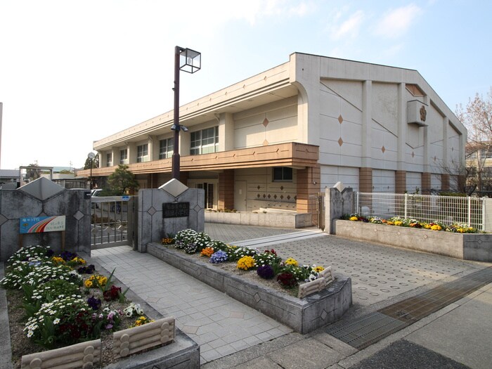 名古屋市立植田小学校(小学校)まで540m HillsGarden植田 C棟