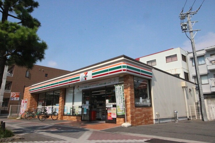セブンイレブン名古屋中村町7丁目店(コンビニ)まで171m W cube