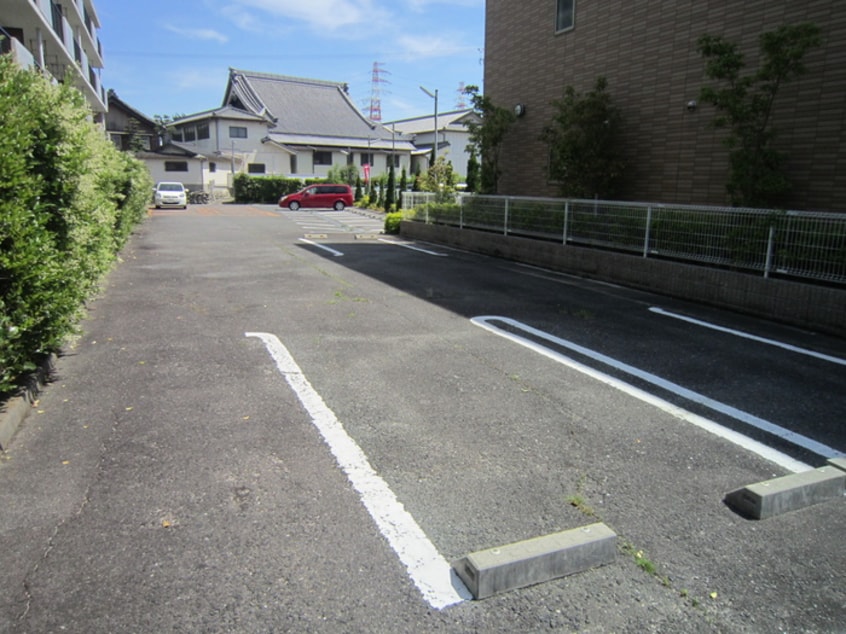 駐車場 ファミール豊明