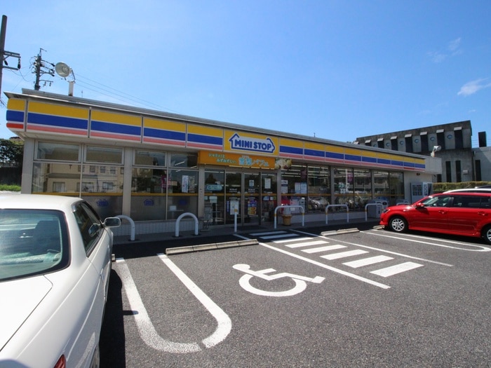 ミニストップ名古屋梅森坂二丁目店(コンビニ)まで400m CASA　UMEMORIZAKA
