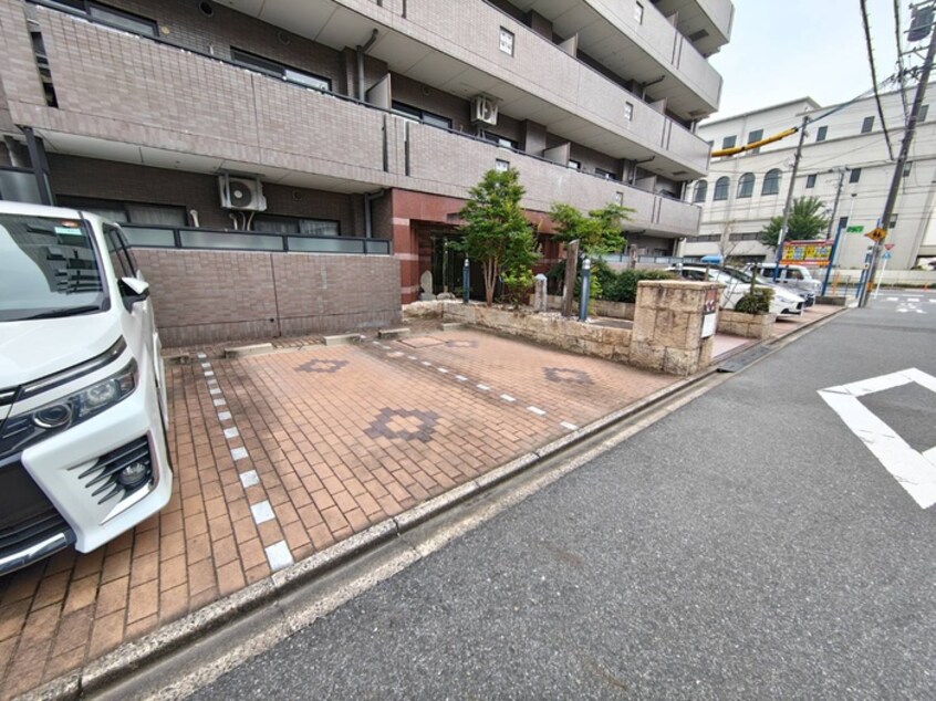 駐車場 ケルン白壁