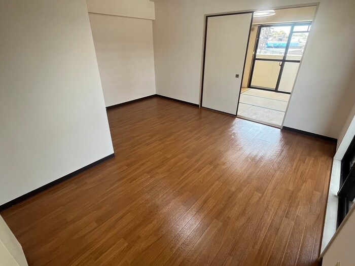 居室 ロイヤルﾊｲﾂ平針