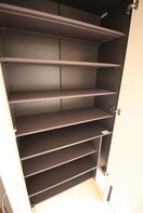 靴箱 ファミーユＡ棟