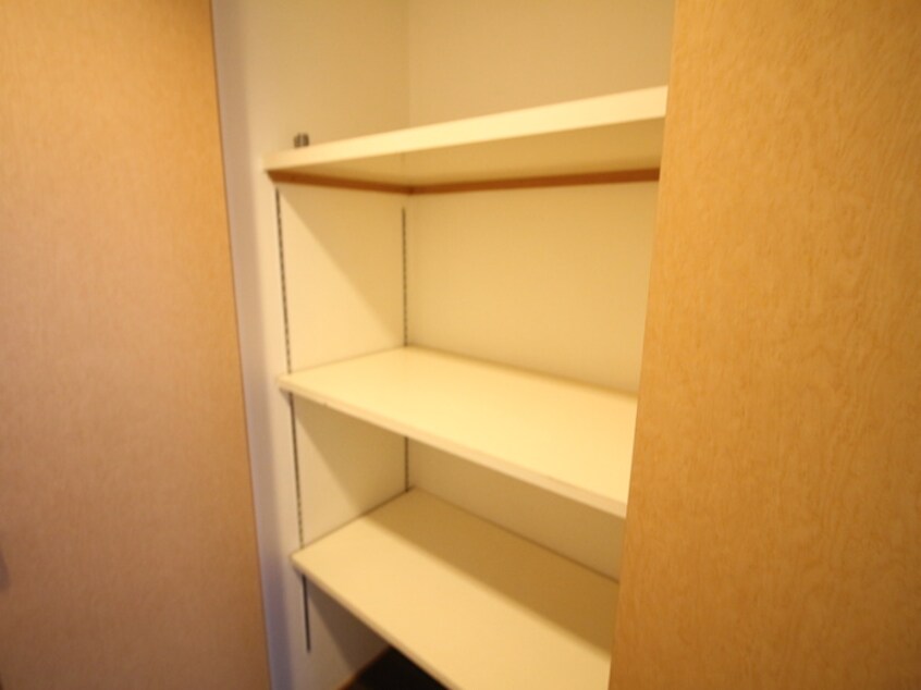 収納 シグマケミカル名古屋ビル