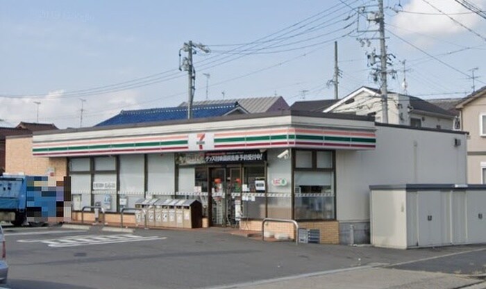 セブンイレブン名古屋名四町店(コンビニ)まで290m 第２桔梗ビル