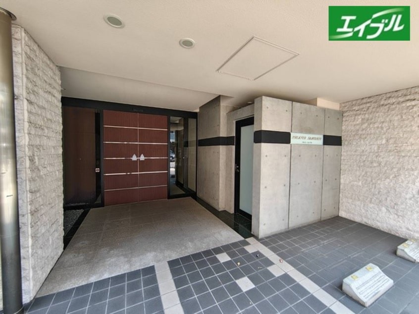 エントランス部分 PREMIER　IMMEUBLE