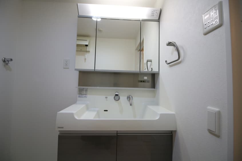 洗面 PREMIER　IMMEUBLE