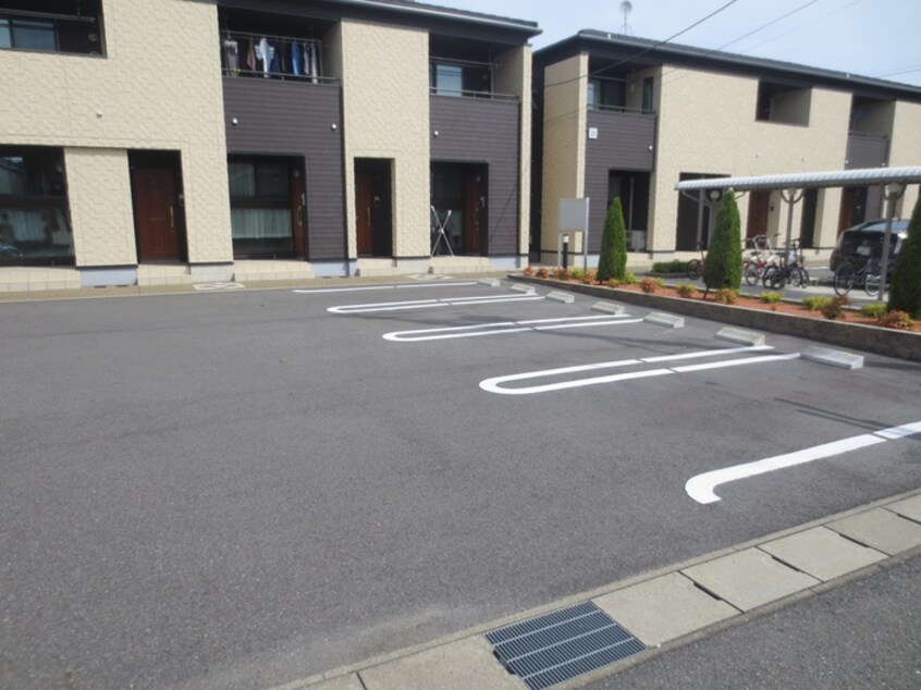 駐車場 フローラＡ