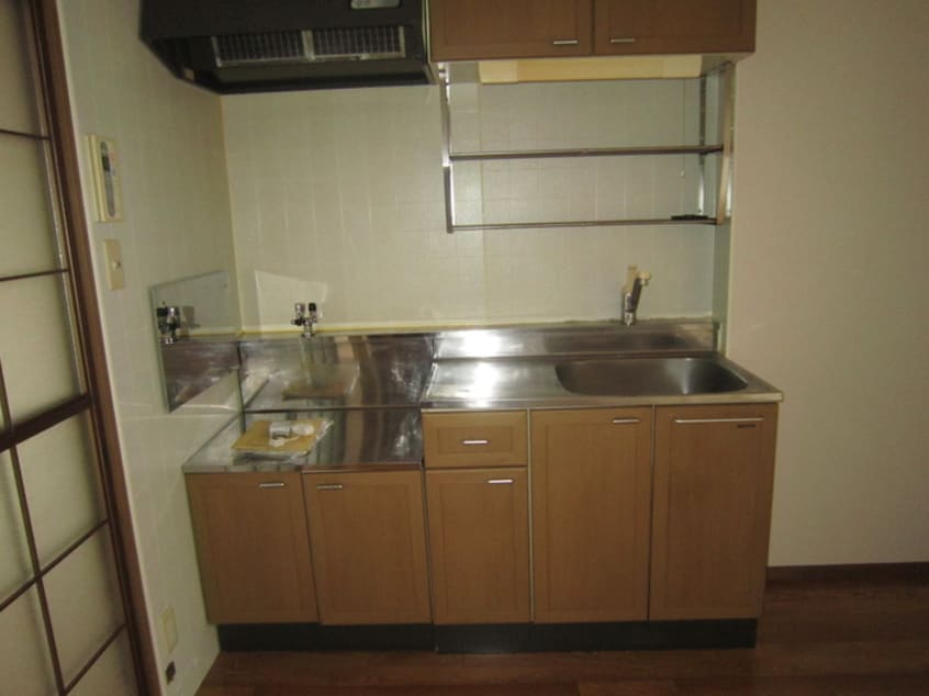 キッチン カムール高畑Ｂ