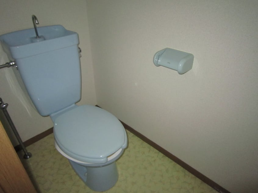 トイレ カムール高畑Ｂ