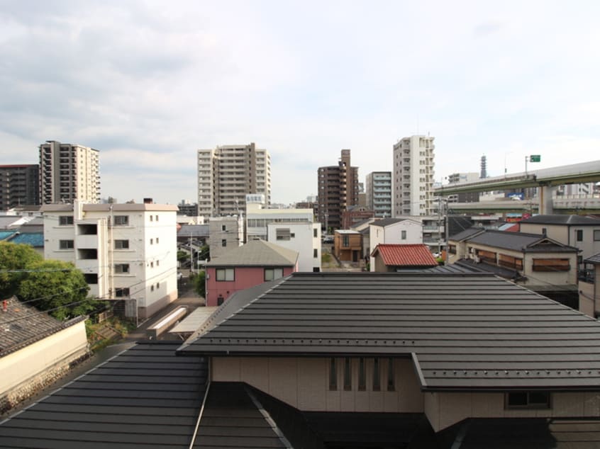 室内からの展望 ラモヴェ－ル白壁