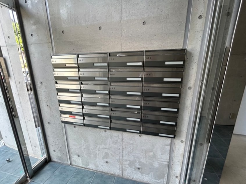 建物設備 Vingt et un Bonheur表山