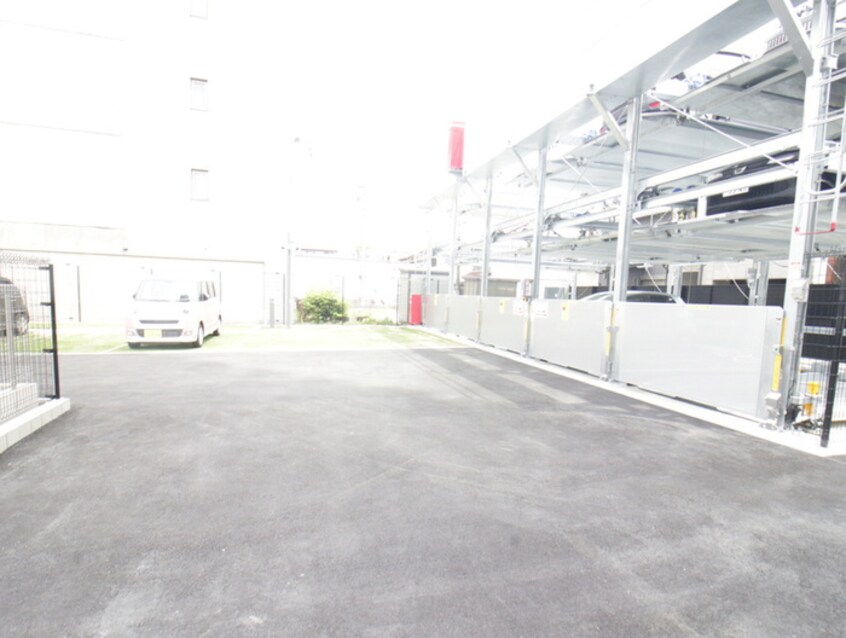 駐車場 S-RESIDENCE堀田North