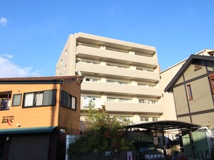サンメゾン天王