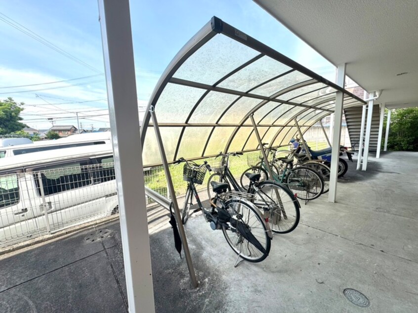 駐輪場 フレシ－ル寺山