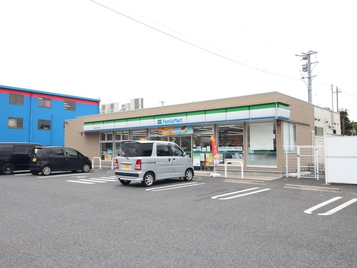 ファミリーマート刈谷井ヶ谷町店(コンビニ)まで364m フレシ－ル寺山