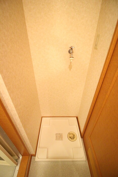 洗濯機置場 スリ－アロ－ズ中小田井