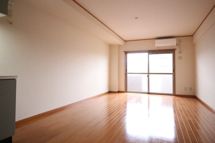 居室 スリ－アロ－ズ中小田井