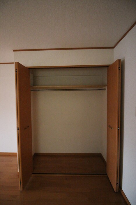 収納 スリ－アロ－ズ中小田井