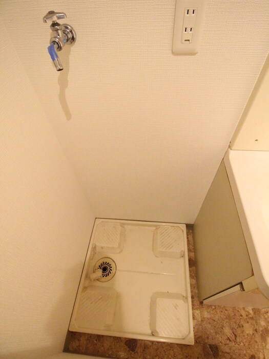 洗濯機置場 すまいるアンデリ－ナ